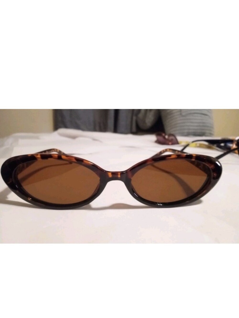Tortoiseshell Oval Women's Sunglasses - Brown Lenses